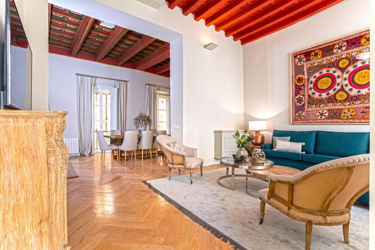 Genteel Home Palacio Abades Seville Exterior photo